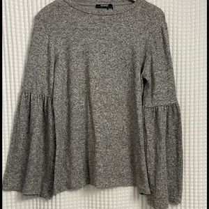 Zara Trafaluc | Bell Sleeve | Size Medium